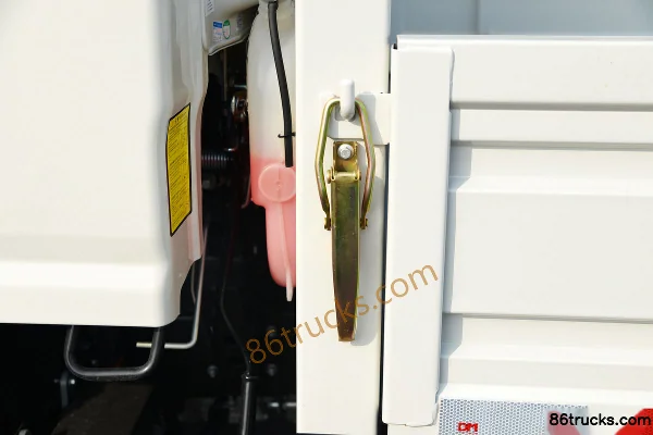 JAC Shuailing S6 150hp 4X2(6 wheels) 3.85m Semi-Cab Flatbed Light Truck (China VI) Body (3) | 86Trucks