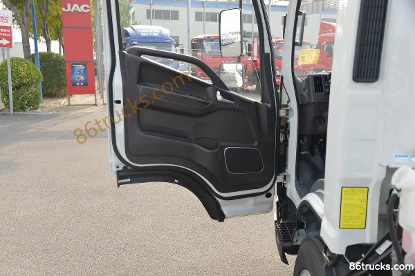 JAC Junling A8 160hp 4X2(6 wheels) 4.12m Single Row Van Light Truck (China VI) Cab (2) | 86Trucks
