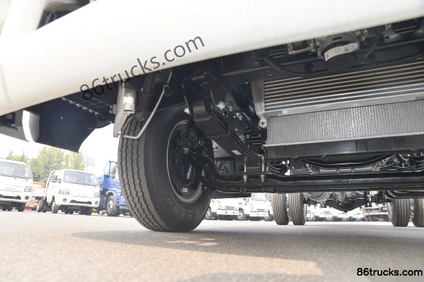 JAC Junling A8 160hp 4X2(6 wheels) 4.12m Single Row Van Light Truck (China VI) Chassis (2) | 86Trucks