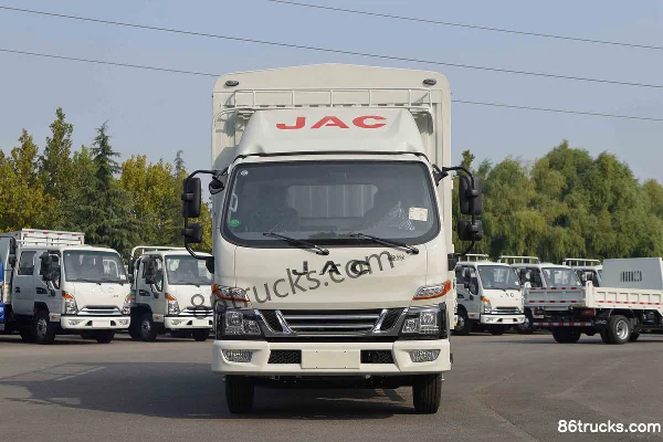 JAC Junling V5 143hp 4X2(6 wheels) 4.235m Single Row Stake Truck Light Truck Exterior (2) | 86Trucks