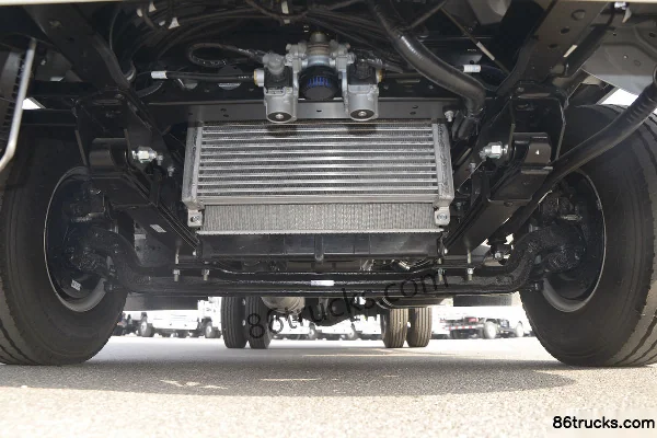 JAC Junling V5 143hp 4X2(6 wheels) 4.235m Single Row Stake Truck Light Truck Chassis (1) | 86Trucks