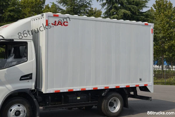 JAC Junling V5 132 hp 4X2(6 wheels) 3.7m single-row box van light truck (China VI) Body (2) | 86Trucks