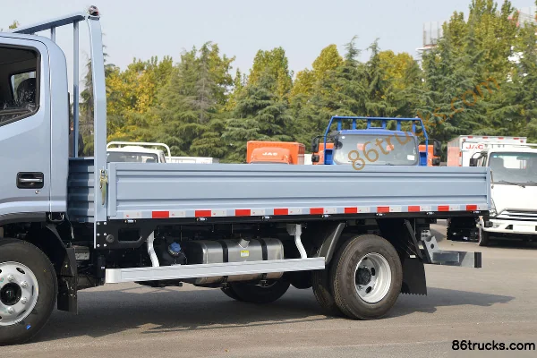 JAC Junling S6 145hp 4X2(6 wheels) 4.18m Single Row Flatbed Light Truck (Ratio 4.33) Body (1) | 86Trucks