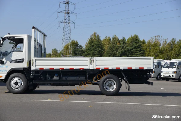 JAC Kangling J5 130 hp 4X2(6 wheels) 4.18m Single Row Flatbed Light Truck (China VI) (Weichai) Body (1) | 86Trucks