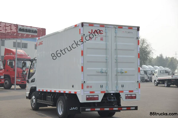 JAC Junling E5 132 hp 4X2(6 wheels) 3.7m Single-row Van Light Truck (China VI) Body (3) | 86Trucks