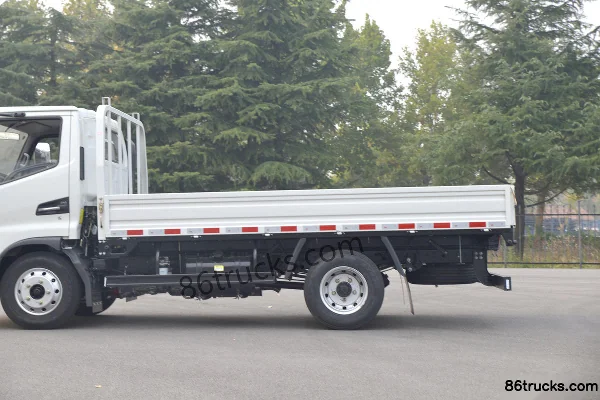 JAC Junling V5 Underground Garage Edition 132hp 4X2(6 wheels) 3.7m Single Row Flatbed Light Truck (China VI) Body (3) | 86Trucks