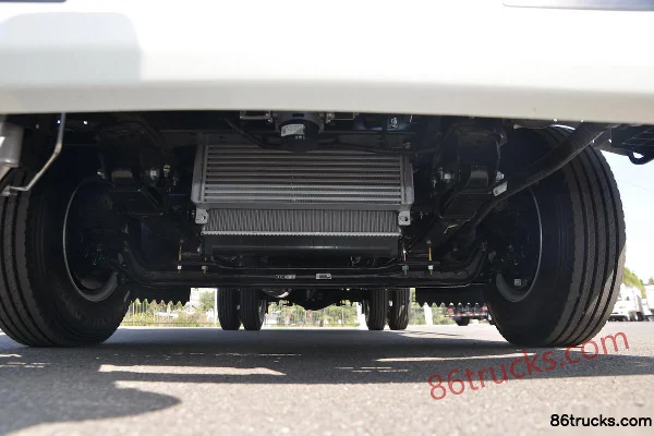 JAC Yunduoduo N6 140hp 4X2(6 wheels) 3.43m Semi-row Flatbed Light Truck (China VI) Chassis (1) | 86Trucks