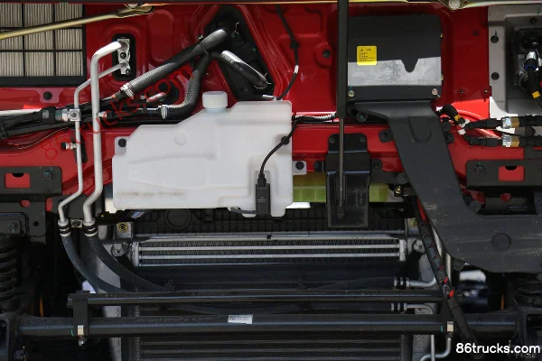 Dongfeng Commercial Vehicle Tianjin KR PLUS 290hp 4X2(6 wheels) 6.8m Cage Cargo Truck (China VI) Chassis (3) | 86Trucks