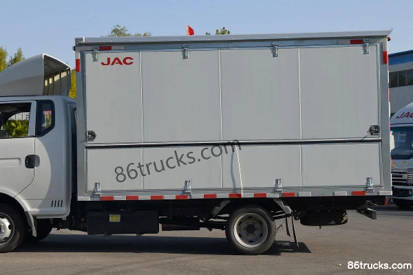 JAC Kaida X6 1.6L 120 hp 4X2(6 wheels) Gasoline 3.95m Single Row Wing Opening Van Mini Truck (China VI) Body (2) | 86Trucks