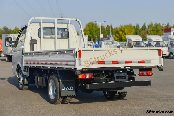 JAC Kaida X6 1.8L 130hp 4X2(6 wheels) 3.5m Single Row Flatbed Mini Truck (China VI) Body (1) | 86Trucks