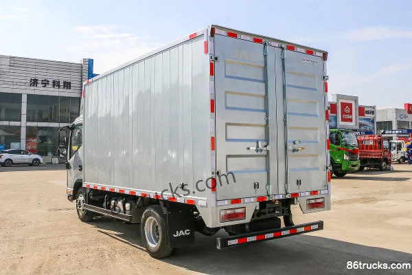 JAC Shuailing S6 151 hp 4X2(6 wheels) 4.18m Single Row Cab Light Truck (China VI) Body (2) | 86Trucks