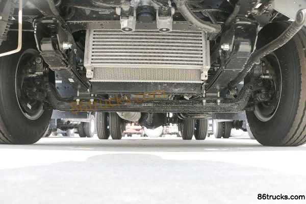 JAC Junling V5 150hp 4X2(6 wheels) 3.85m half-cab flatbed light truck Chassis (1) | 86Trucks