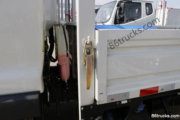JAC Junling V5 150hp 4X2(6 wheels) 3.85m half-cab flatbed light truck Body (2) | 86Trucks