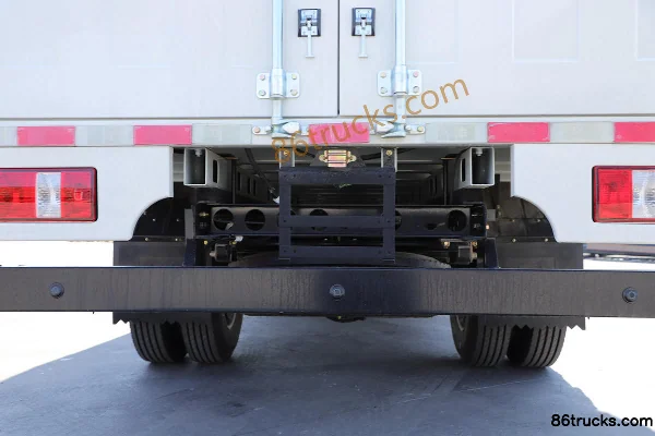 JMC Shùnwēi Wide Body 143 hp 4X2(6 wheels) 4.2m single-row van truck (China VI) (hydraulic brake) (3) | 86Trucks