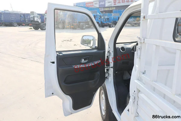 Ruichi EC31 2022 Longue autonomie 2,6T Camion micro utilitaire électrique à ridelles 2,9 m cabine simple 41,932 kWh 4X2(6 roues) Intérieur (