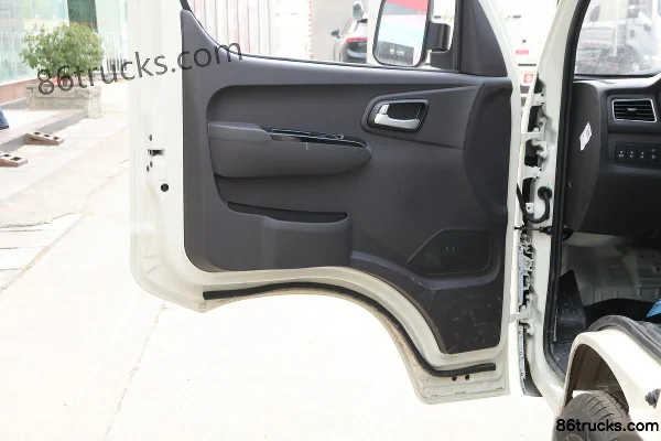 Foton Xiangling M1 2.95T 2.82m Single Row Pure Electric Van Mini Truck 44.43kWh 4X2(6 wheels) Interior (3) | 86Trucks