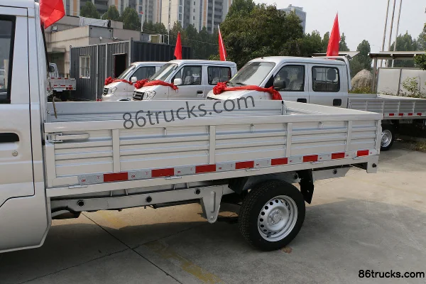 Dongfeng K01L 2022 Model 1.3L 92 hp 4X2(6 wheels) Gasoline 2.7m Single Row Flatbed Micro Truck (China VI) Body (1) | 86Trucks