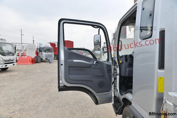 Foton Aoling New Jieyun 150 hp 4X2(6 wheels) 3.83 m Semi-row Flatbed Light Truck (China VI) Cab (1) | 86Trucks
