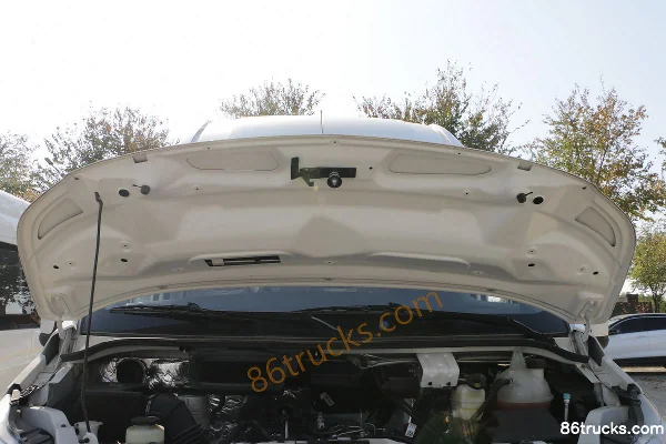 Foton Commercial Vehicle Tuyano Tongtu 177 hp 2.8T Diesel 3-seat Extra-long wheelbase Super high roof cargo van Chassis (2) | 86Trucks