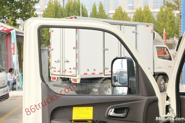 Foton Xiangling M2 comfort type 95 ch 4X2(6 roues) 3.8 m single row flatbed mini truck (China VI) Cabine (2) | 86Trucks