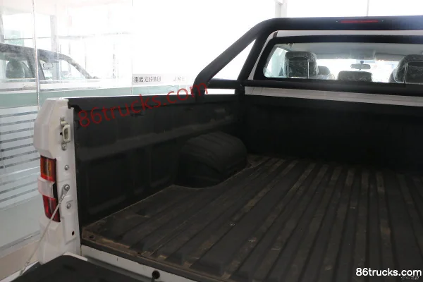 Huanghai N7 2019 Sport Edition 2.5T Diesel 150hp 2WD Double Row Pickup (China VI) Body (4) | 86Trucks
