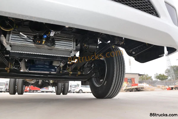 SHACMAN Light Truck Delong K3000 140 hp 4X2(6 wheels) 4.18m Single Row Van Light Truck (China VI) Chassis (3) | 86Trucks