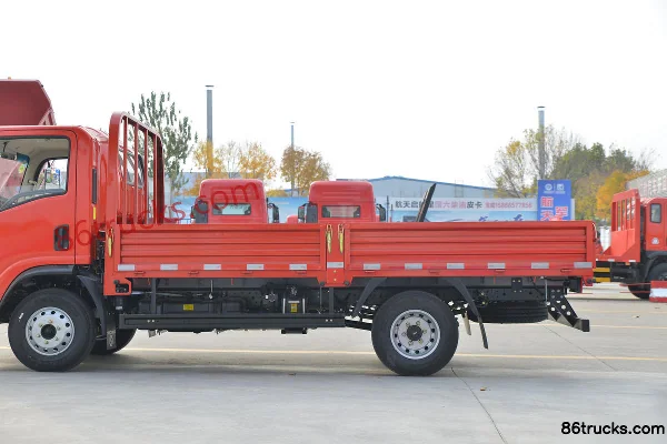 SHACMAN Light Truck Delong K3000 140 hp 4X2(6 wheels) 4.18m single-row flatbed light truck (China VI) Body (1) | 86Trucks