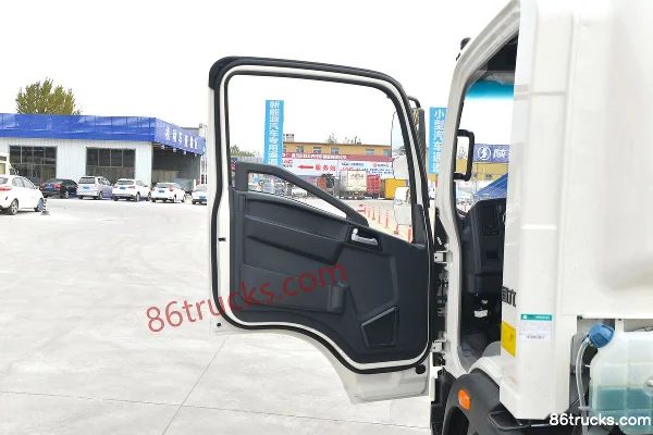 Sinotruk HOWO Hanjiang 160 hp 4X2(6 wheels) 4.15m single-row van light truck (China VI) Cab (1) | 86Trucks