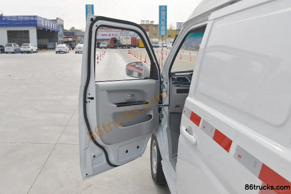 SRM Xinri X30L EV 2.5T 2-seat 4.495m pure electric van 41.68kWh Cab (1) | 86Trucks
