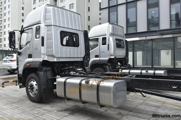 Foton Auman R Series 240 hp 4X2(6 wheels) 9.78m box cargo truck (China VI) Chassis (2) | 86Trucks