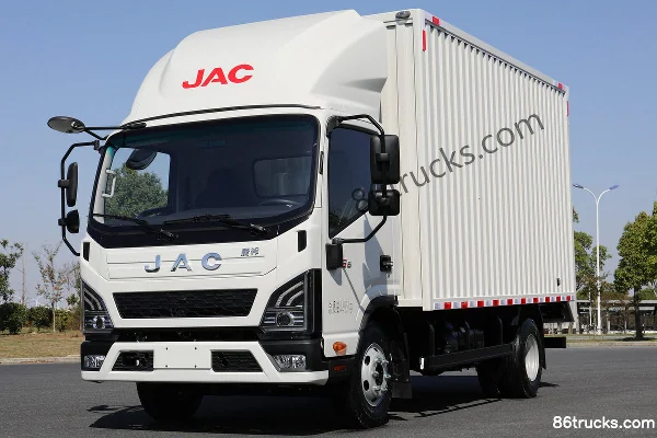 JAC Leading S6 Comfort Edition 152hp 4X2(6 wheels) 4.12m Single Row Box Truck (China VI) Exterior (3) | 86Trucks
