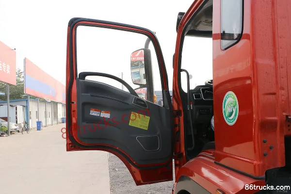Dayun Zhisheng Standard Load 220hp 6X2(8 wheels) 5.8m Flatbed Truck (10-speed) Cab (1) | 86Trucks