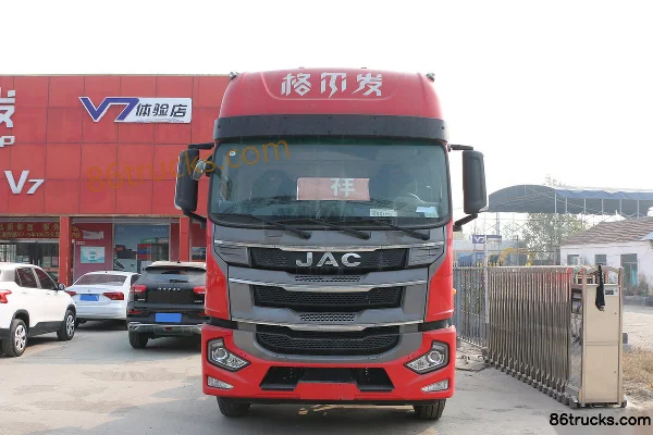 JAC Gallop A5L Heavy Truck 240 hp 6X2(8 wheels) 6.8m Flatbed Cargo Truck (China VI) (Fast Gear 8-speed) Exterior (2) | 86Trucks
