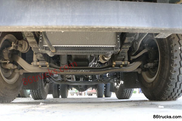 SHACMAN Commercial Vehicle Xuande Wing 6 Composite Edition 300 hp 6X2(8 wheels) 6m dump truck Chassis (1) | 86Trucks