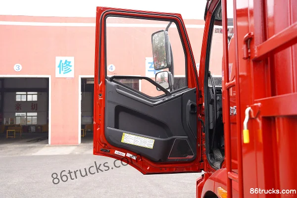 FAW Jiefang J6L Élite 260 ch 4X2(6 roues) 6,75 m camion porteur à grille (pont 435 soudé) Cabine (1) | 86Trucks