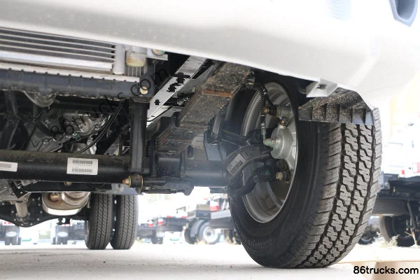 Karry X6 Comfort II 1.6L 122hp 4X2(6 wheels) Gasoline 2.7m Double Row Stake Mini Truck (China VI) Chassis (3) | 86Trucks