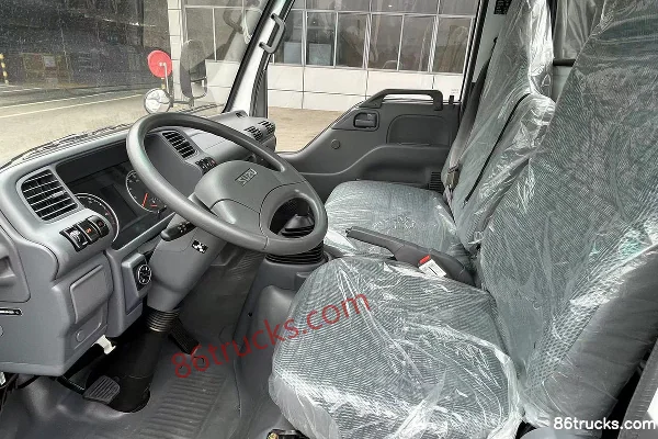 Isuzu 100P 120hp 4X2(6 wheels) Power Supply Truck Chassis (China VI)(4KK1 Engine) Cab (1) | 86Trucks