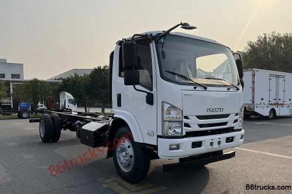Qingling Isuzu 700P 205hp 4X2(6 wheels) Power Truck Chassis (China VI) Exterior