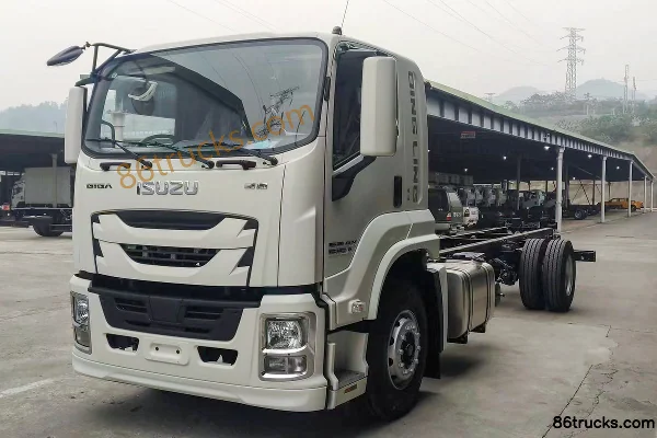Qingling Isuzu FTR 205 hp 4X2(6 wheels) power truck chassis (China VI) Exterior (3) | 86Trucks