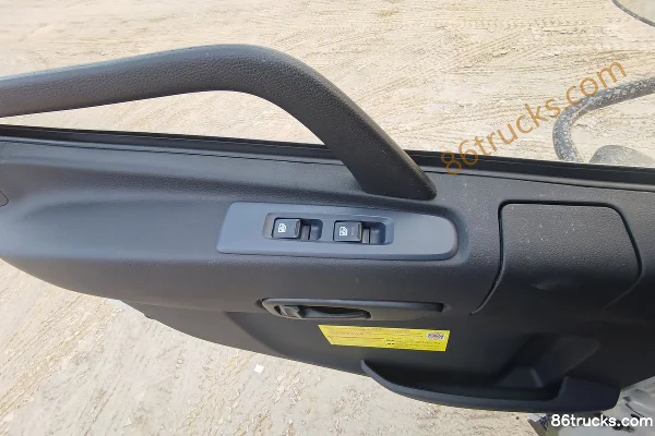 Dongfeng Commercial Vehicle Tianjin VR 230 hp 4X2(6 wheels) Power Truck Chassis Cab (2) | 86Trucks