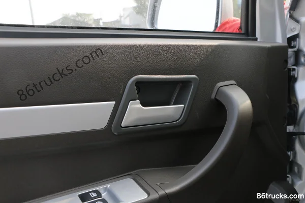 Dongfeng K05S 92 hp 1.3L Gasoline 2-Seat Van Truck (China VI) Cab (3) | 86Trucks