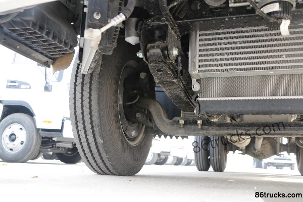 JAC Kangling J3 Narrow Body 115 hp 4X2(6 wheels) 4.15m Single Row Box Light Truck Chassis (2) | 86Trucks