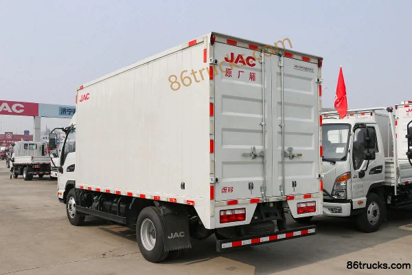 JAC Kangling J3 Narrow Body 115 hp 4X2(6 wheels) 4.15m Single Row Box Light Truck (2) | 86Trucks