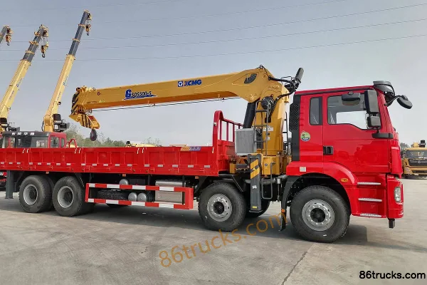 SHACMAN Delong New M3000 350 hp 8X4(12 wheels) 8.2m truck-mounted crane (Chengliwei brand) Exterior (3) | 86Trucks