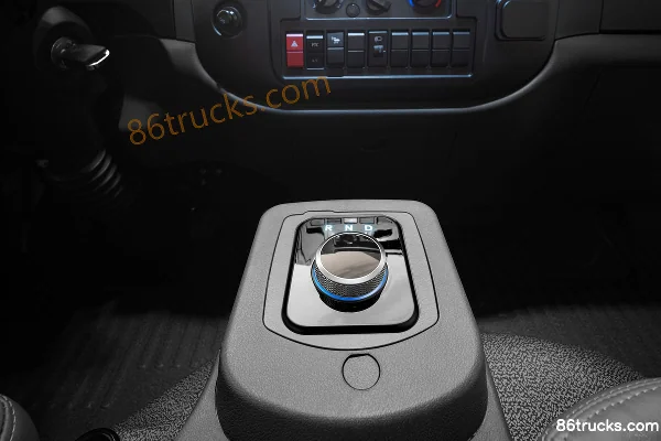 Qianchen Auto EC1 single-row pure electric van light truck 85.41kWh 4X2(6 wheels) Cab (3) | 86Trucks