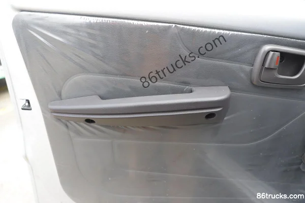 Wuling Rongguang version de base 102ch 1.5L essence fourgonnette 7 places (China VI) Cabine (3) | 86Trucks