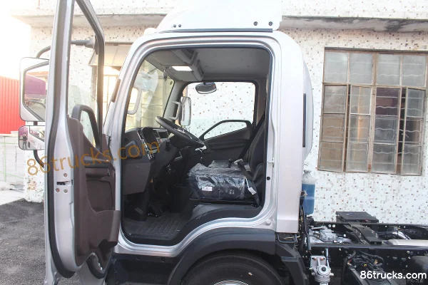 FAW Jiefang Lingtu 163hp 4X2(6 wheels) 4.16m AMT Automatic Single Row Van Light Truck Cab (1) | 86Trucks