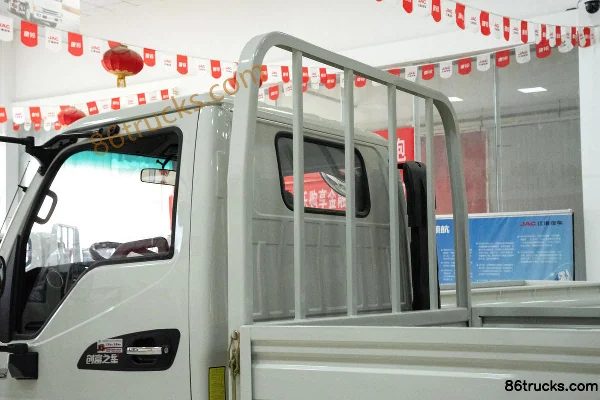 JAC Kangling J3 135 hp 4X2(6 wheels) 3.7m Single Row Flatbed Light Truck (China VI) Body (2) | 86Trucks