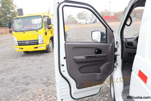 Kama Ruijie ES26 3.2T 2 places 4,865 m camion fourgon fermé électrique pur 38,016 kWh Cabine (1) | 86Trucks