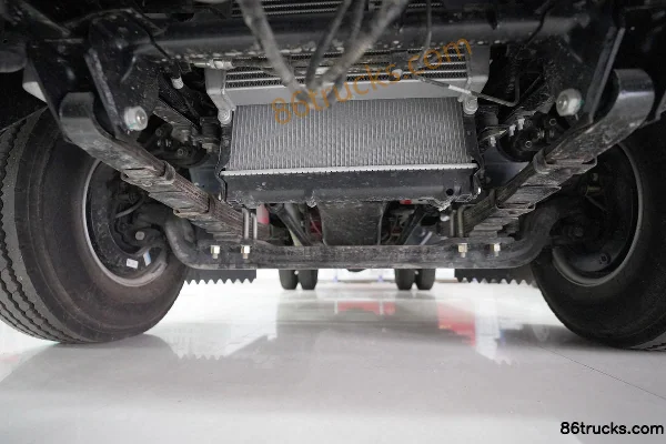 JAC Kangling 33 95 ch 4X2(6 roues) 3,2 m camion plateau double cabine Châssis (1) | 86Trucks